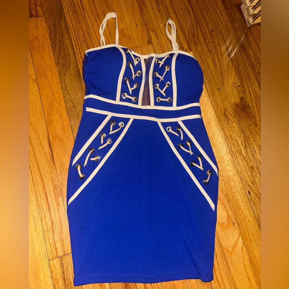 Short dress